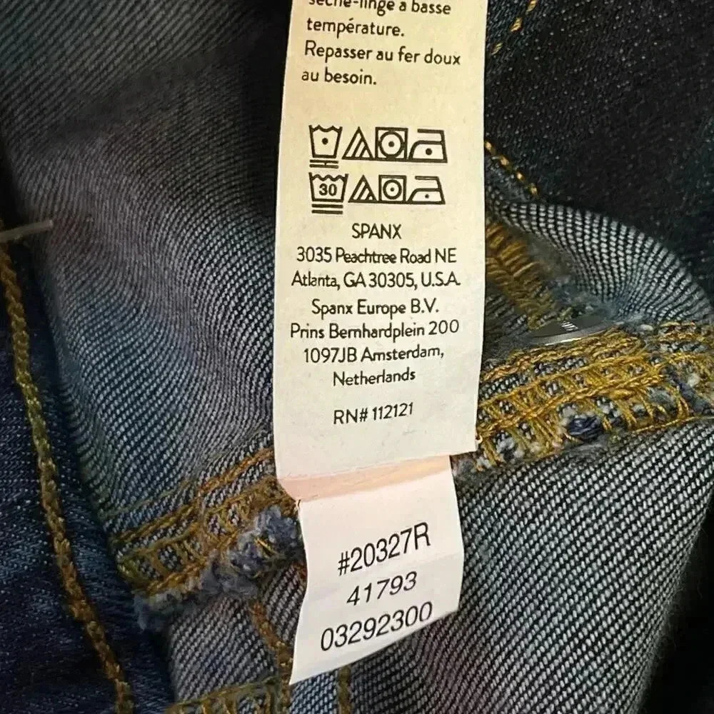 Spanx NWT Women’s Jeans Flare Dark Wash High Rise  Blue Midnight Shade XS - Picture 6 of 7
